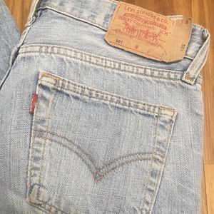 Levi’s 501s light wash